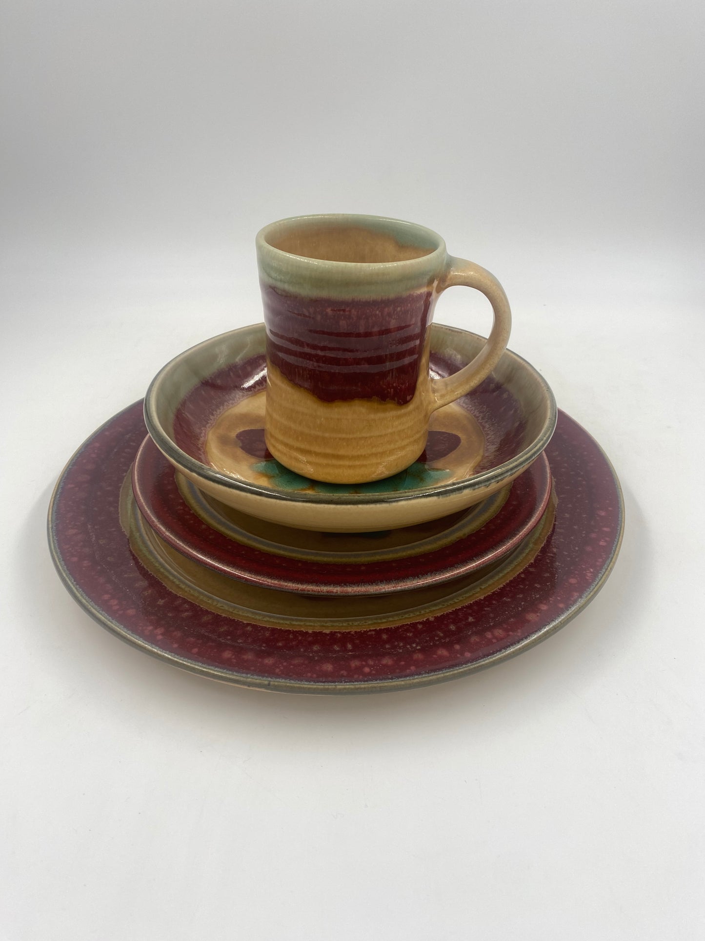 Red Tulip Dinner Plate - Lasser Ceramics