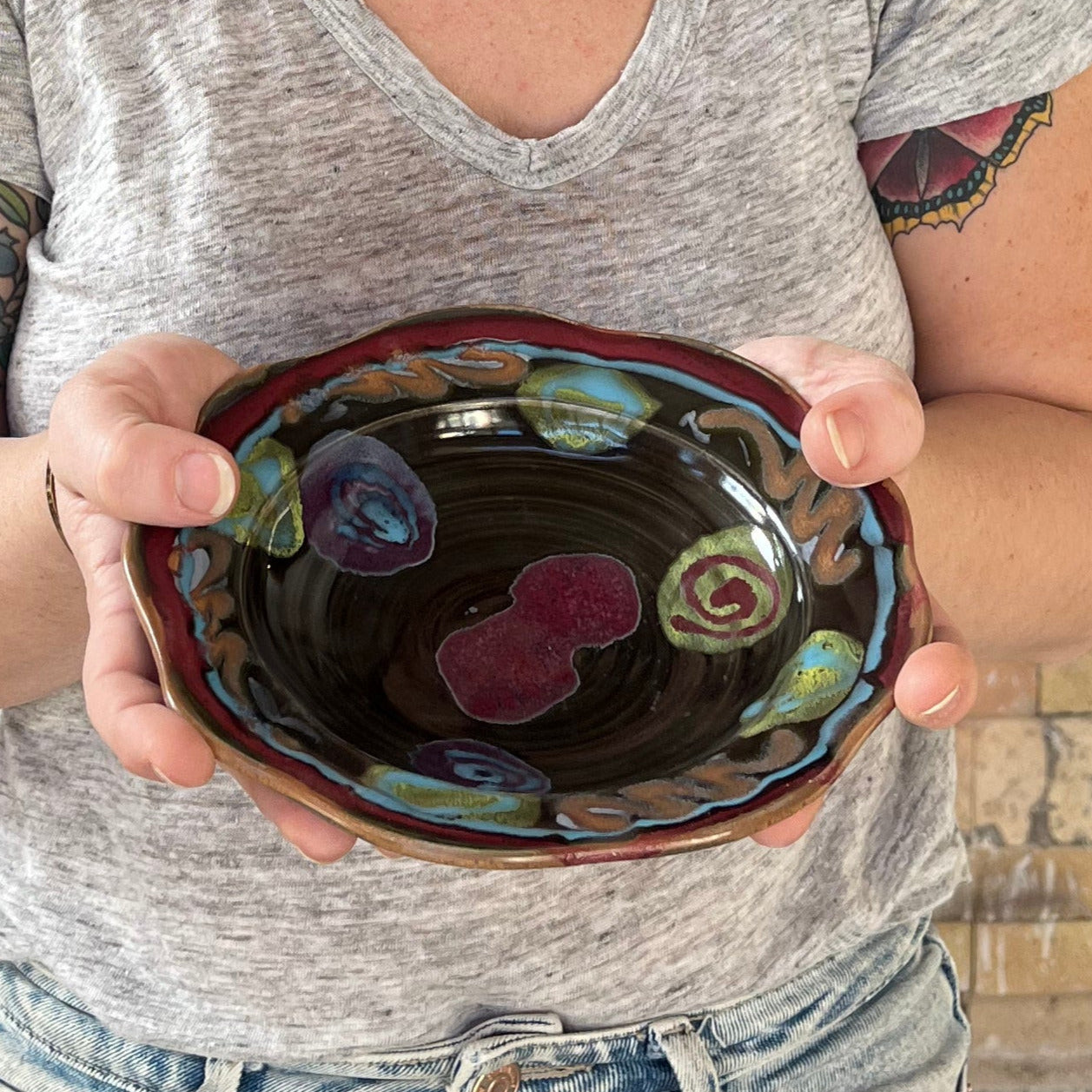 Black Out Carved Rim Bowl