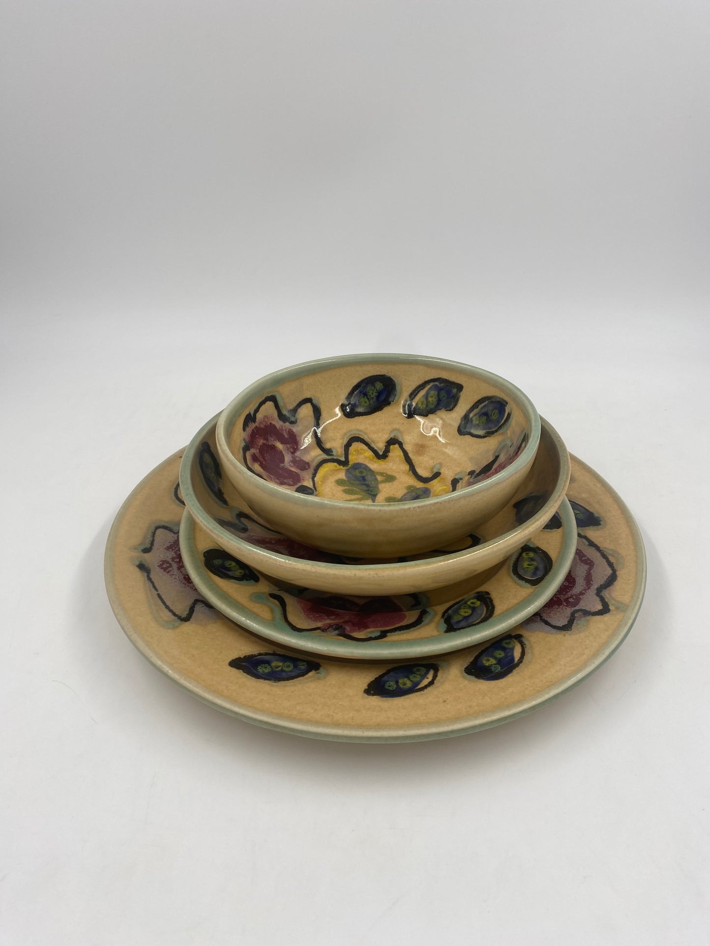 Vermont Rose Dinner Plate - Lasser Ceramics