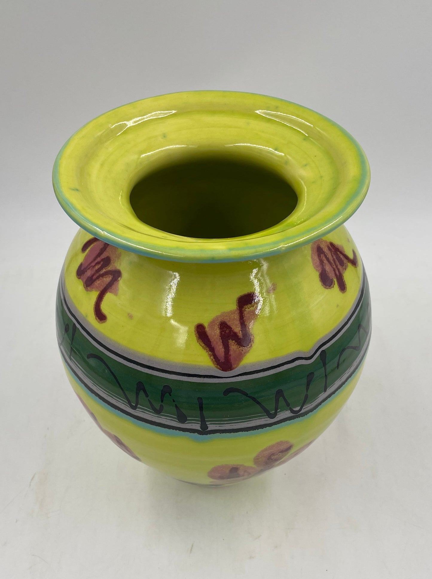 Volcano Classic Vase - Lasser Ceramics