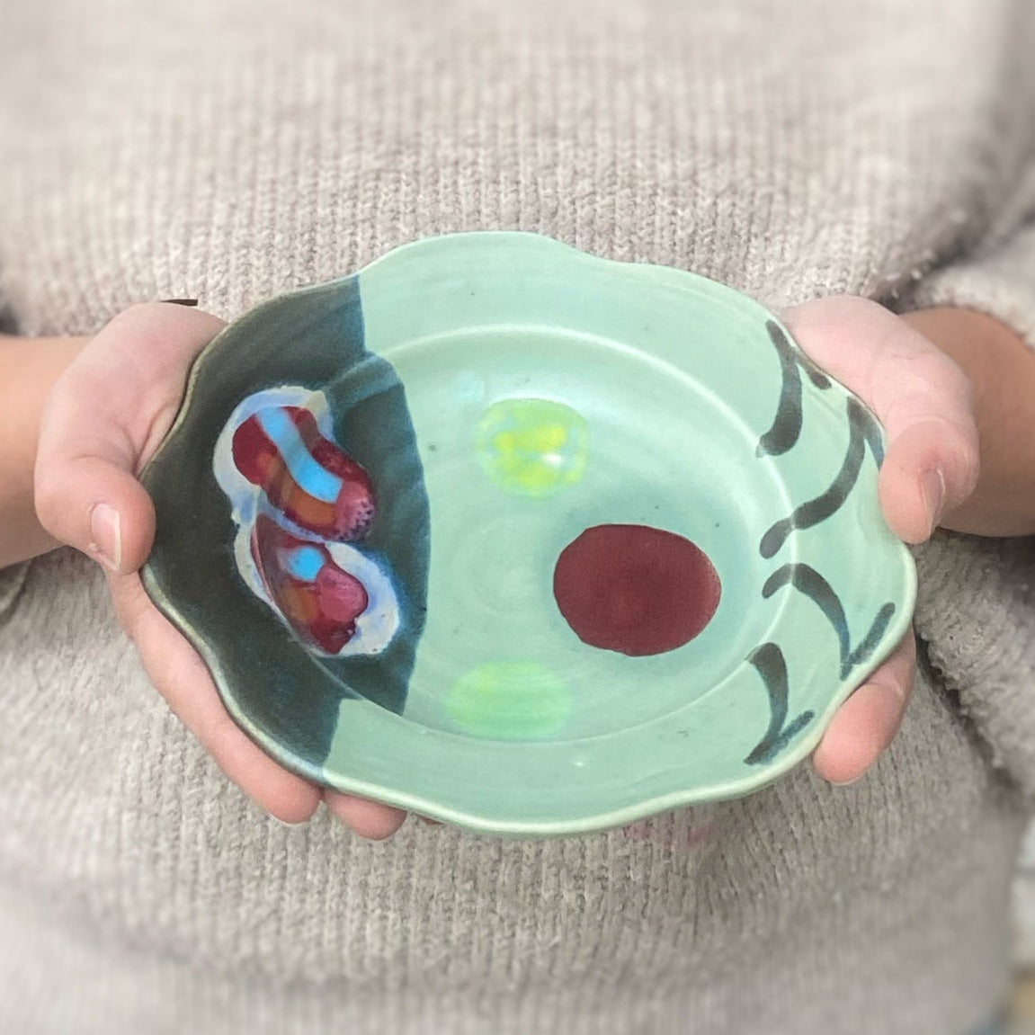 Green Black Carved Rim Bowl