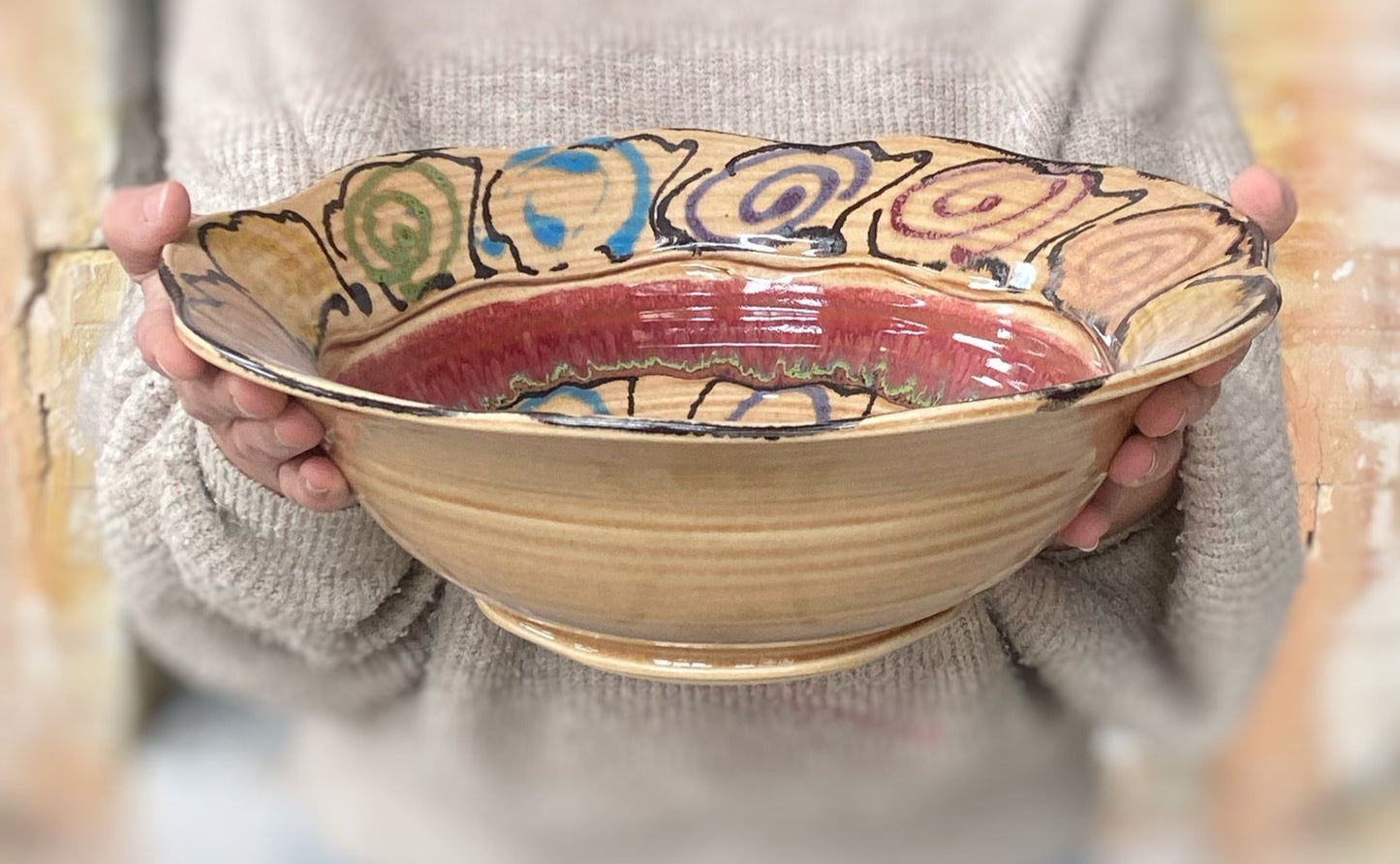 Detroiter Carved Rim Bowl