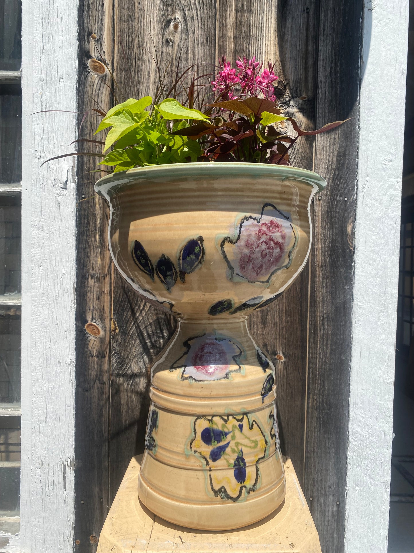 Vermont Rose Pedestal Planter - Lasser Ceramics