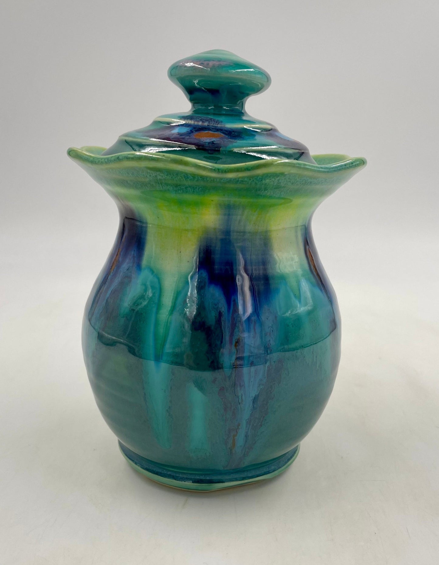 Teal Scalloped Rim Jar