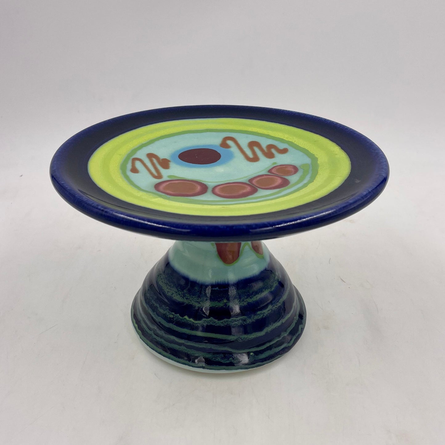 Jaded Cake Plates - Lasser Ceramics