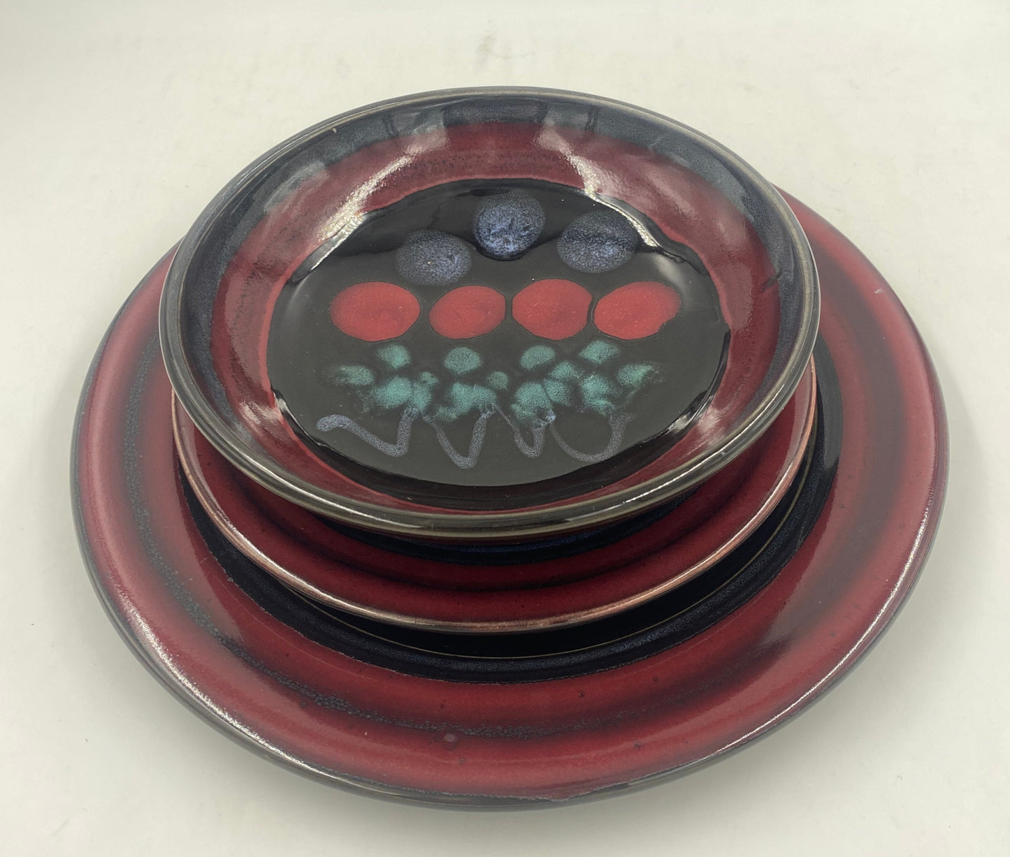 Midnight Tulip Dinner Bowl - Lasser Ceramics