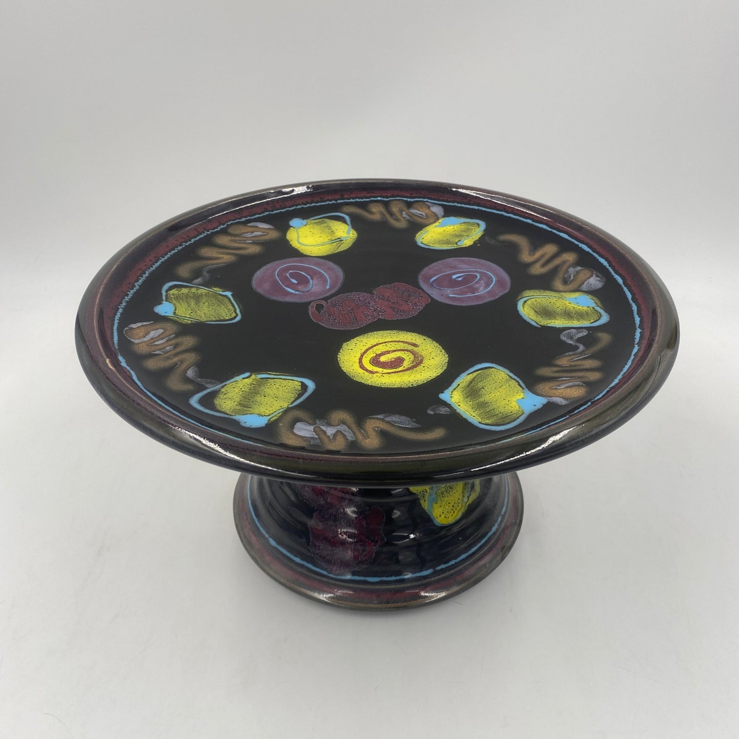 Black Out Cake Plates - Lasser Ceramics