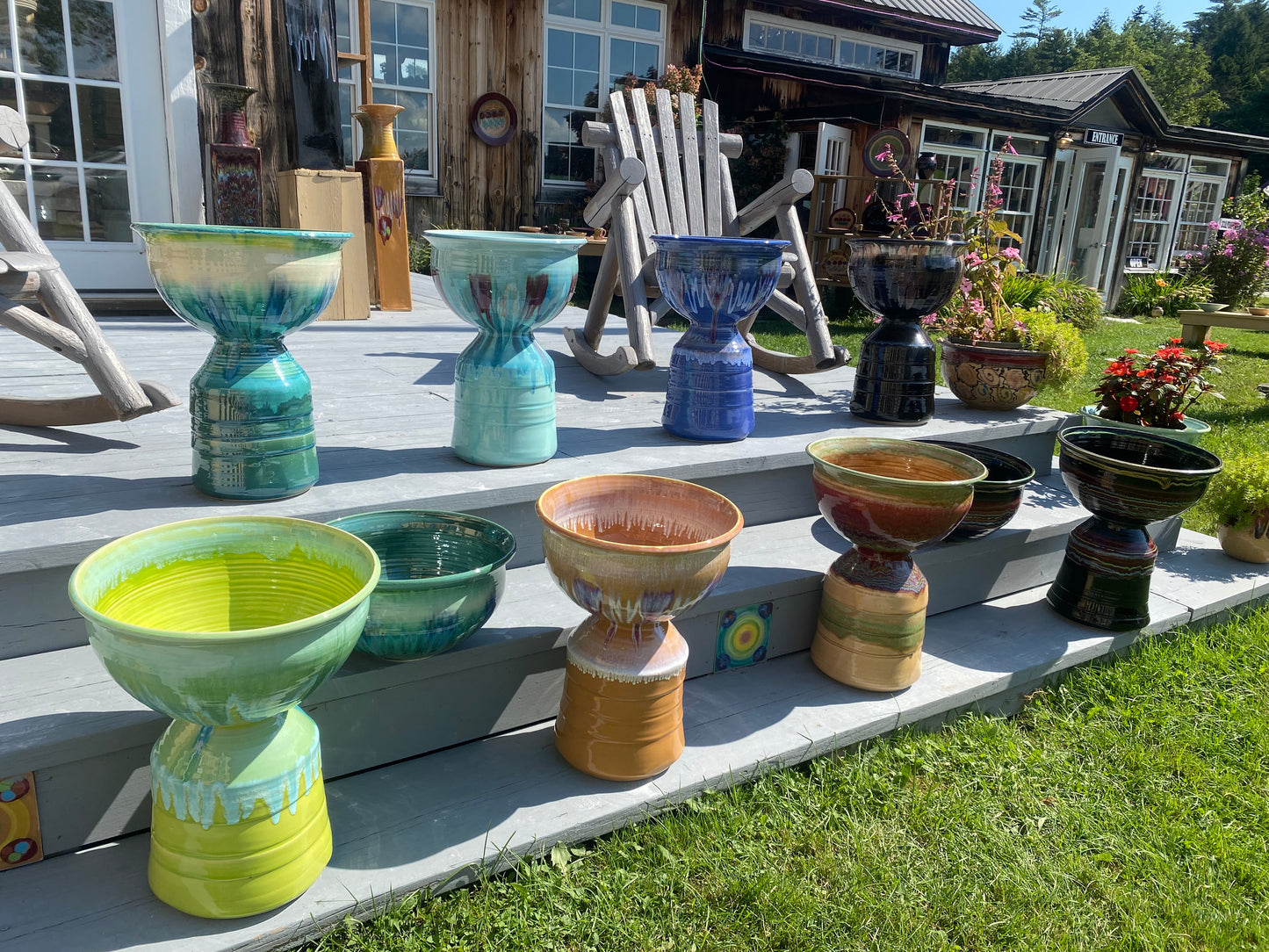 Mango Pedestal Planter - Lasser Ceramics