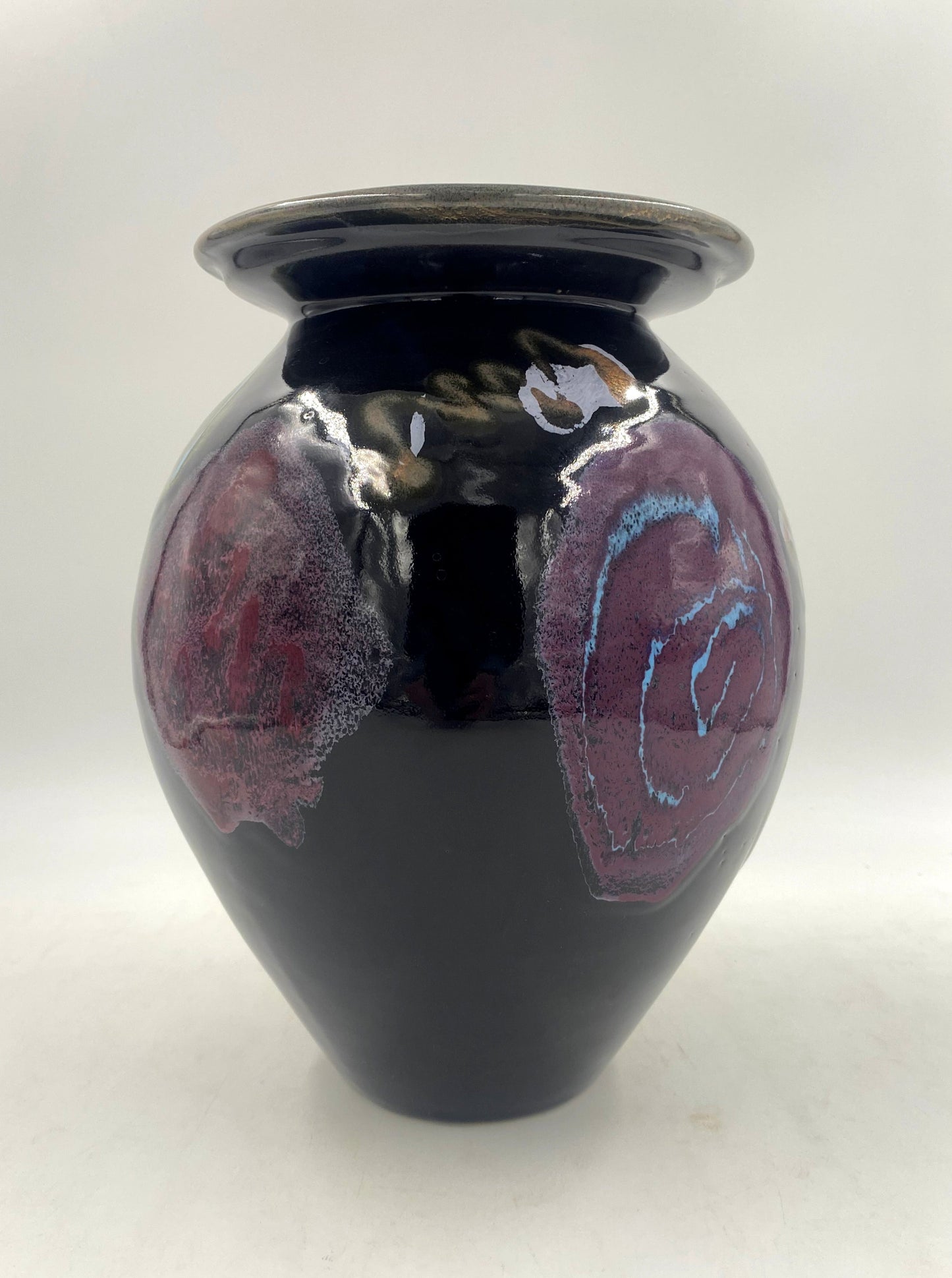 Black Out Classic Vase - Lasser Ceramics
