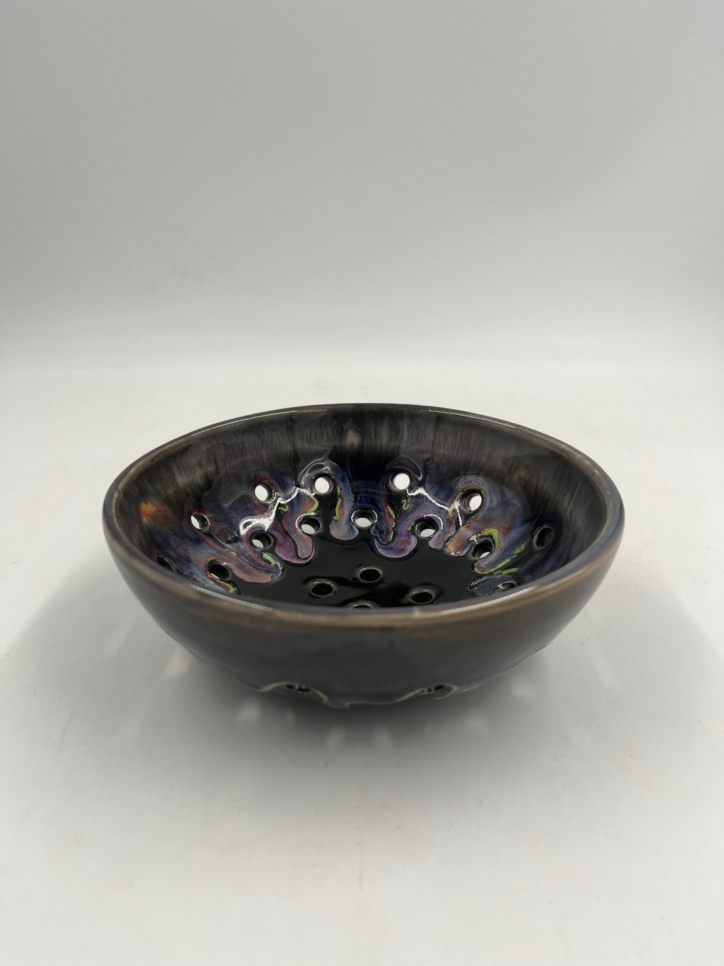 Pearl Berry Bowl