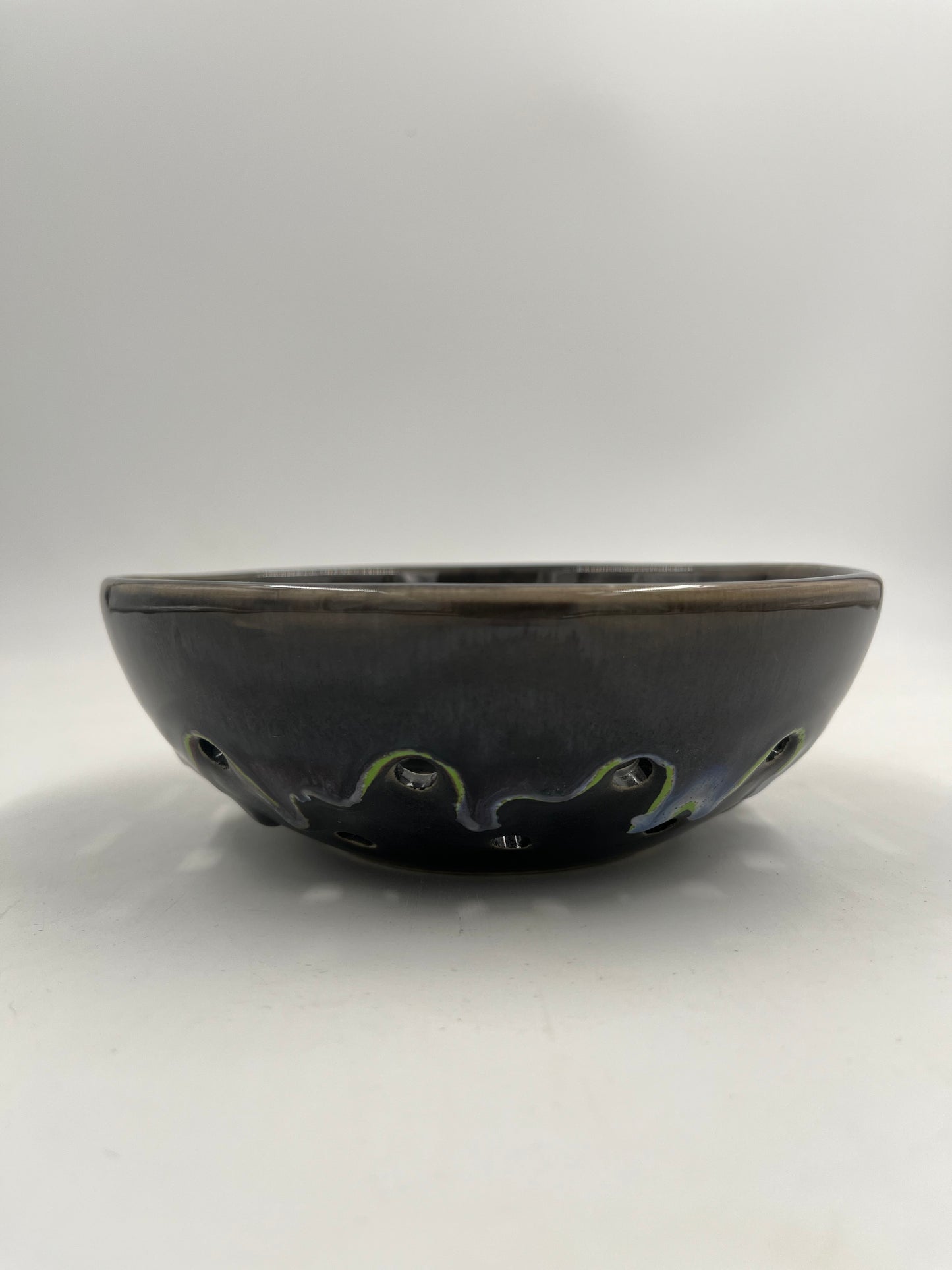 Pearl Berry Bowl