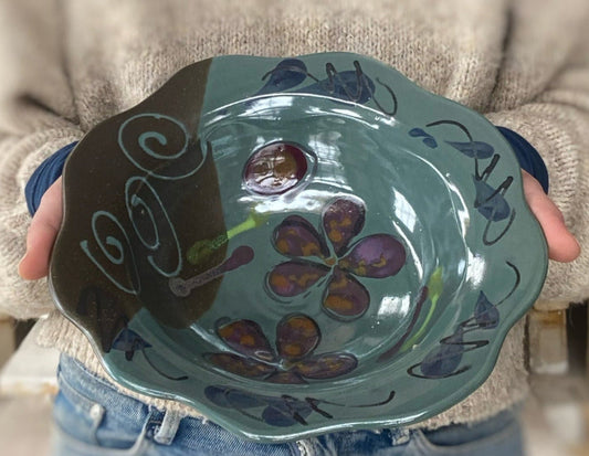 Green Poppy Carved Rim Bowl