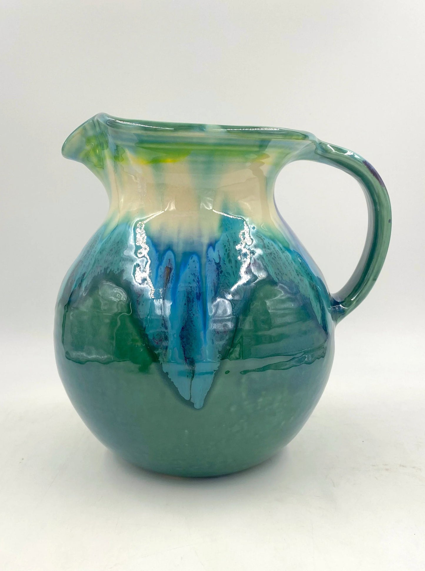 Small Teal Pitcher silhouette